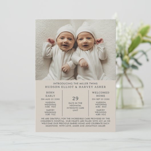 出産発表Preemie Twins NICU Taupe Card 案内状 (スタンド正面)