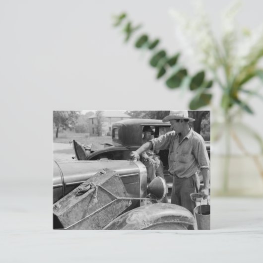 出稼ぎ果実労働者の車, 1940 ポストカード (スタンド正面)