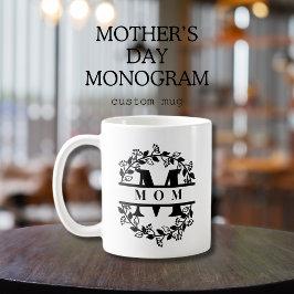分割エレガントフローラ分割モノグラム文字: MOM コーヒーマグカップ