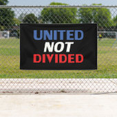 分割統一されたなし – 赤、白、青、黒 横断幕 (インサイチュ)