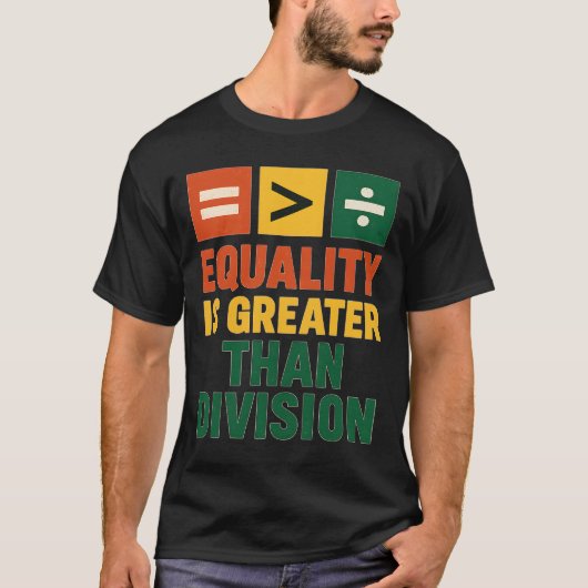 分断より平等が大切 Tシャツ (正面)