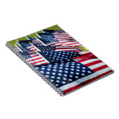 分野で得意気に振る400旗 ノートブック (右側)