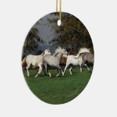 分野で走っているアラビア人 セラミックオーナメント (右)