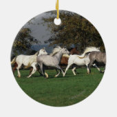 分野で走っているアラビア人 セラミックオーナメント (裏面)