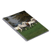 分野で走っているアラビア人 ノートブック (右側)