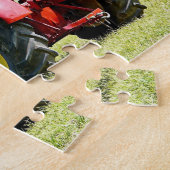 分野の旧式で赤くおよび黄色のトラクター ジグソーパズル (側面)