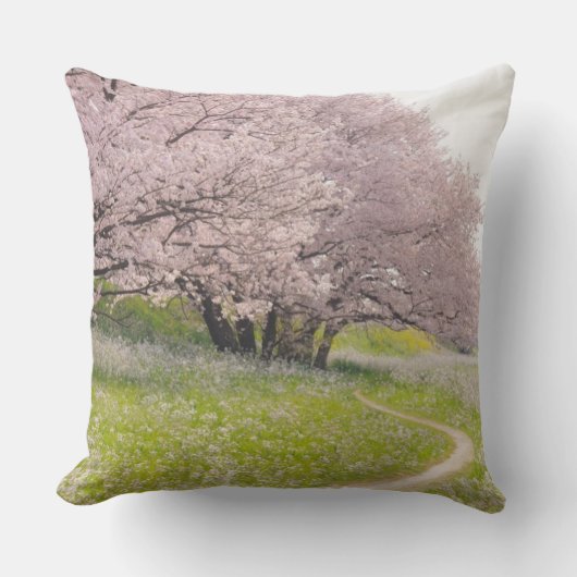 分野のYoshinoの活気付く桜の クッション (正面)