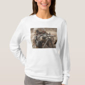 分隊の自動銃器は安全を提供する Tシャツ (正面)