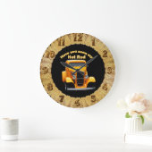 切り刻まれる前窓を持つ黄色く古いロードスター ラージ壁時計 (ホーム)