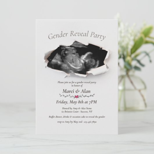 切り取られたエッジ写真の性別リビールパーティの招待状 招待状 (スタンド正面)