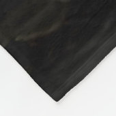 切り株が沼の蛇と戦う フリースブランケット (角)