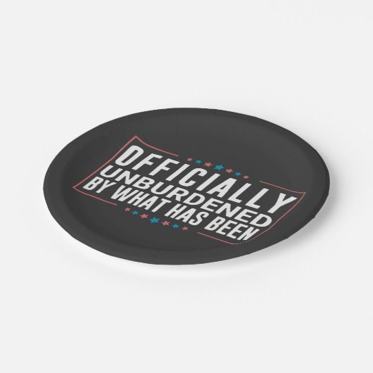 切り株で正式に負担を負わない ペーパープレート (アングル)