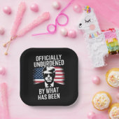 切り詰められたことによって公式に負担を負わない ペーパープレート (パーティー)