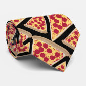 切れのPepperoniピザ ネクタイ (ロール)