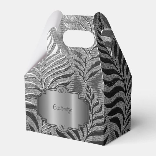 切妻の銀箔 フェイバーボックス (正面サイド)