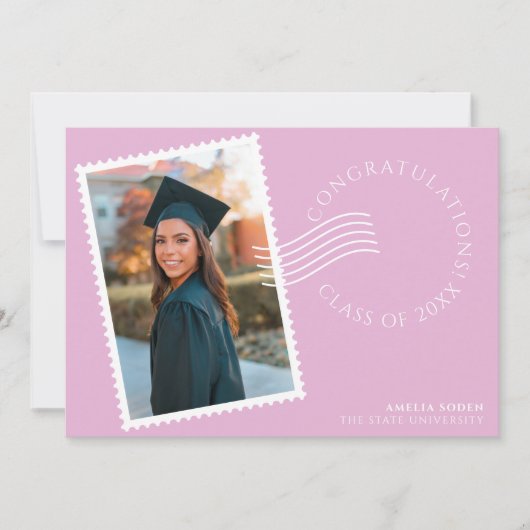 切手モダンデザイン:ピンク写真卒業 案内状 (正面)