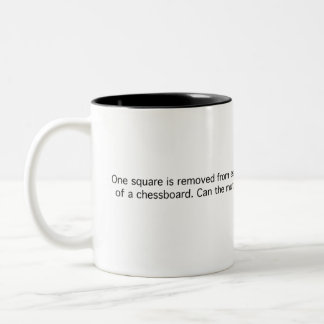 切断されたチェス盤 ツートーンマグカップ