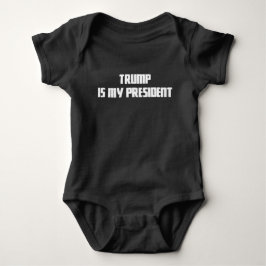 切札は私の大統領Red Baby Snap Teeです ベビーボディスーツ