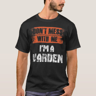 刑務所監おもしろい獄囚法執行 Tシャツ