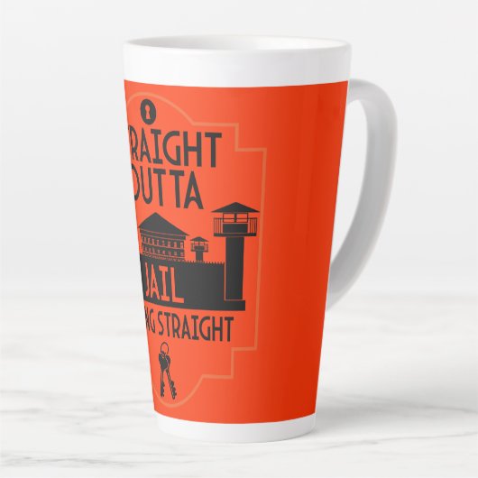 刑務所釈放のギフトを外す カフェラテマグ (右アングル)