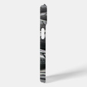 列に並んだ新しいタイヤ Case-Mate iPhoneケース (裏面 / 右)