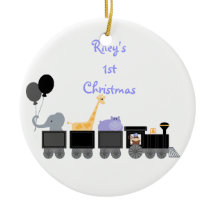 列車のオーナメントのベビー動物