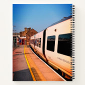 列車の側面 ノートブック (裏面)