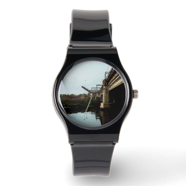 列車の橋の反射 腕時計 (正面)
