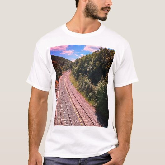 列車の線路 Tシャツ (正面)