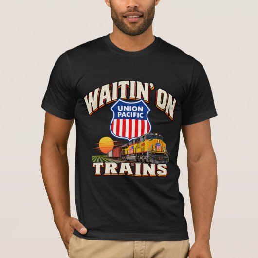 列車を待つ UNION PACIFIC Tシャツ (正面)