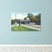 列車到着アットボイズホット春 キャンバスプリント (インサイチュ (ウッドフロア))