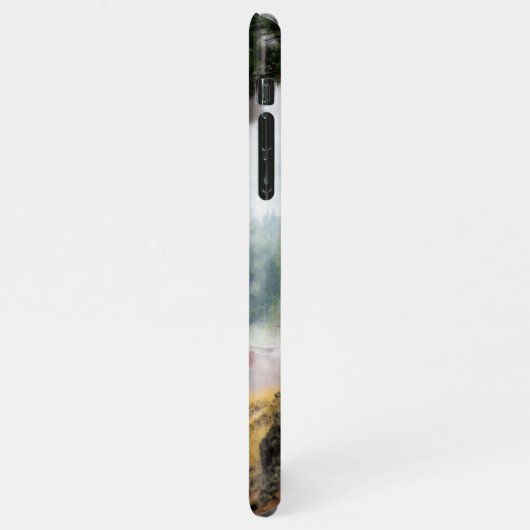 列車19 iPhoneケース (左側)