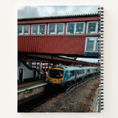 列車、橋の下 ノートブック (裏面)