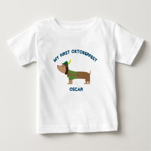 「初めてのオクトーバーフェスト」かわいい犬のレデルホーゼン ベビーTシャツ (正面)