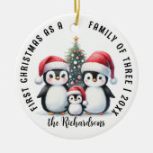 初めてのクリスマスがキュートな3羽のペンギンの家族 セラミックオーナメント (正面)
