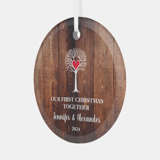 初めてのクリスマスが一緒に木の素朴な木を愛する ガラスオーナメント (正面左)