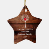 初めてのクリスマスが一緒に木の素朴な木を愛する セラミックオーナメント (右)