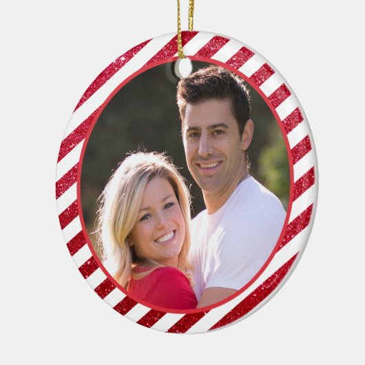初めてのクリスマスが一緒に赤い白の写真カップル セラミックオーナメント (左)