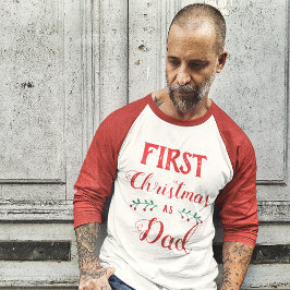 初めてのクリスマスとしてパパファミリーに一致する赤文字 Tシャツ
