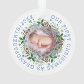 初めてのクリスマスとして祖父母リース青い写真 オーナメント (裏面)