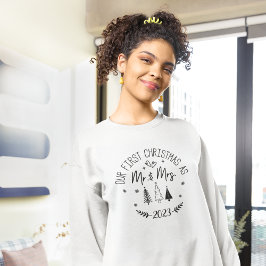 初めてのクリスマスとミセスパーソナライズされた。 スウェットシャツ