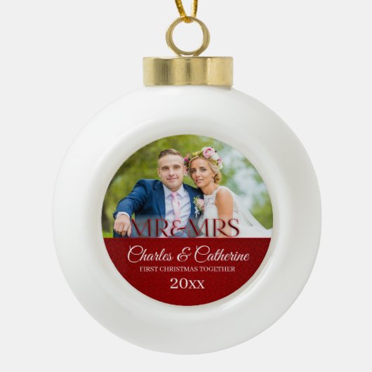 初めてのクリスマスとMr.Mrs.レッド写真 セラミックボールオーナメント (正面)