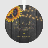 初めてのクリスマスのサンフラワー夫妻の素朴な写真 オーナメント (裏面)