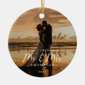 初めてのクリスマスのミセス・ニューライヴァーズの写真 セラミックオーナメント (正面)