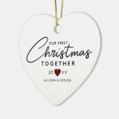 初めてのクリスマスのモダンパーソナライズされたハート セラミックオーナメント (左)