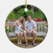 初めてのクリスマスの三パーソナライズされた人 セラミックオーナメント (裏面)