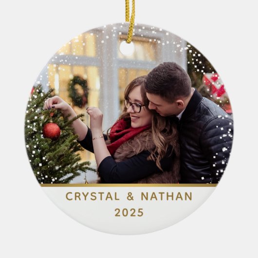 初めてのクリスマスの新しいホームパーソナライズされた写真 セラミックオーナメント (正面)