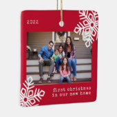 初めてのクリスマスの新しいホームレッドスノーフレーク写真 セラミックオーナメント (右)