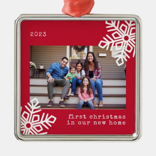 初めてのクリスマスの新しいホームレッドスノーフレーク写真 メタルオーナメント (正面)
