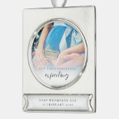 初めてのクリスマスはフォトオーバーレイを妊婦の要求 シルバープレートバナーオーナメント (左)